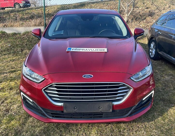 Ford Mondeo Sedan / Limuzína 2,0 l 110 kw