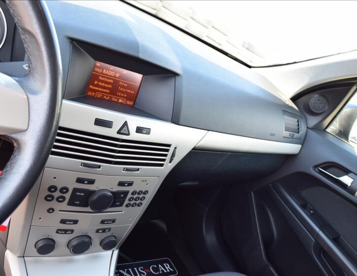 Opel Astra Kombi 1,9 l 74 kw