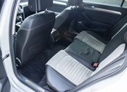 Volkswagen Passat 18