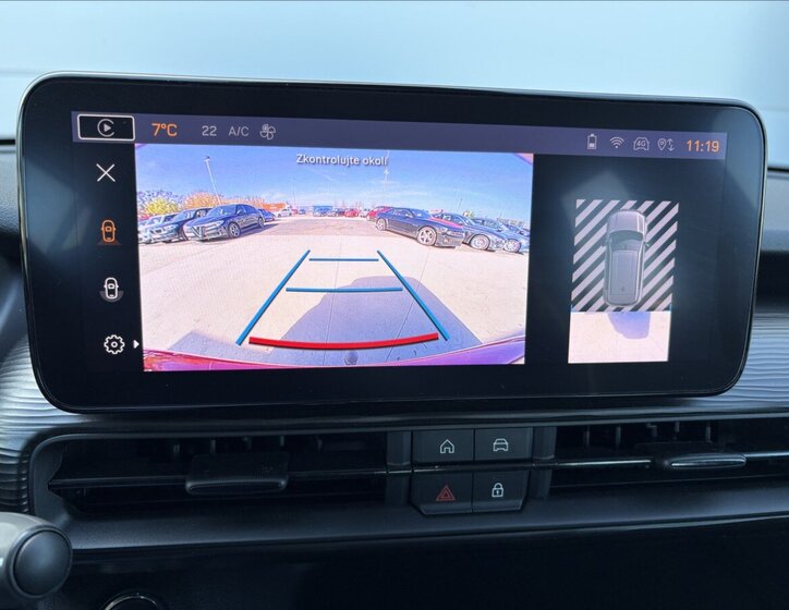 Jeep Avenger Sedan / Limuzína 1,2 l 74 kw