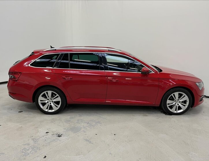 Škoda Superb Kombi 2,0 l 147 kw