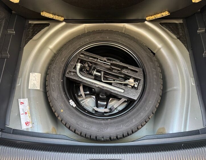 Volkswagen Golf Kombi 1,6 l 77 kw