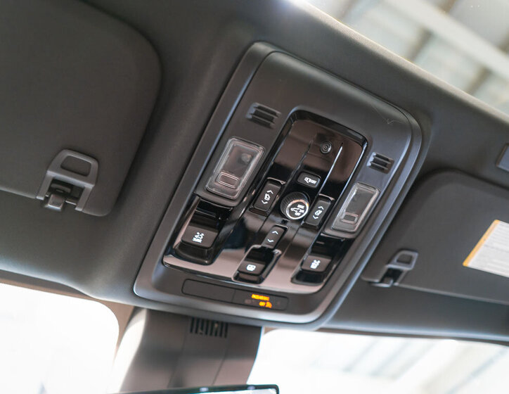 Chevrolet Suburban SUV / Terénní 6,2 l 313 kw