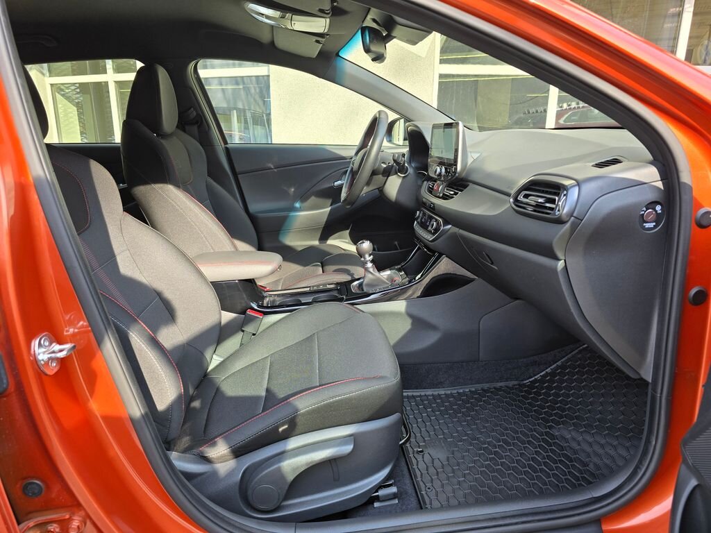 Hyundai i30 Hatchback 1,5 l 70 kw