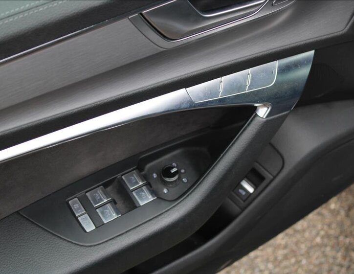 Audi A6 Kombi 3,0 l 210 kw