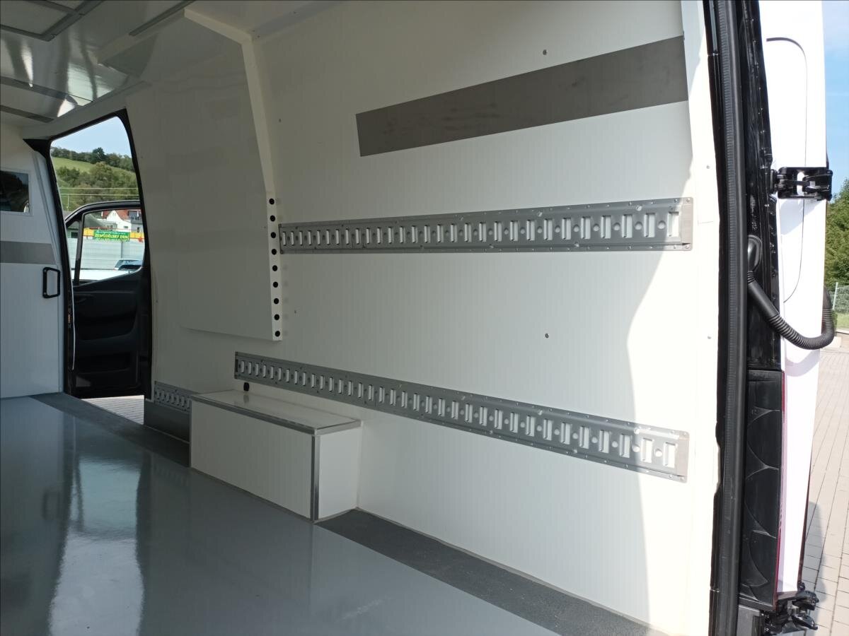 Mercedes-Benz Sprinter Ostatní 3,0 l 140 kw