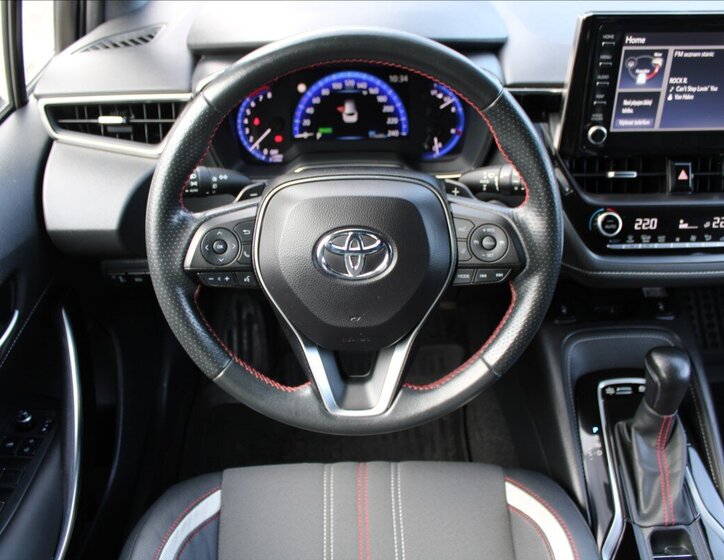 Toyota Corolla Kombi 2,0 l 112 kw