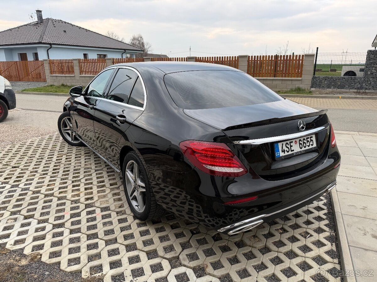 Mercedes-Benz Třídy E Sedan / Limuzína 0,0 143 kw