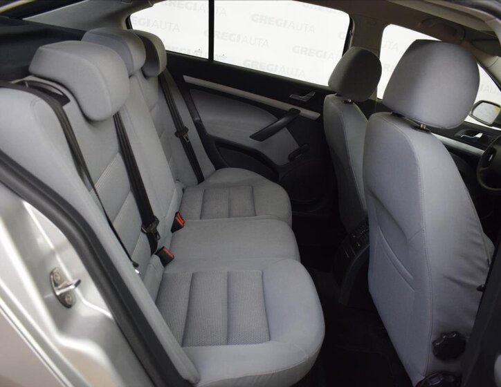 Škoda Octavia Liftback 1,6 l 75 kw