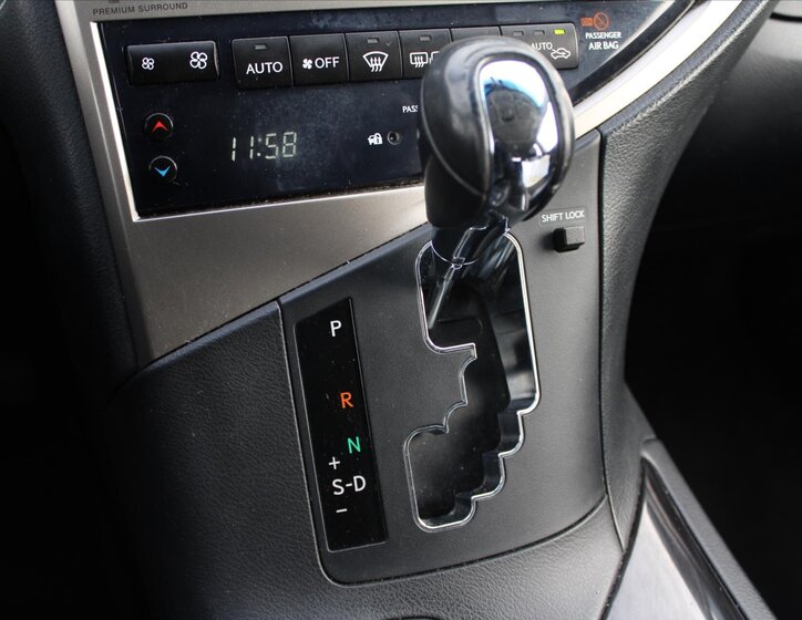 Lexus RX 450h SUV 3,5 l 183 kw