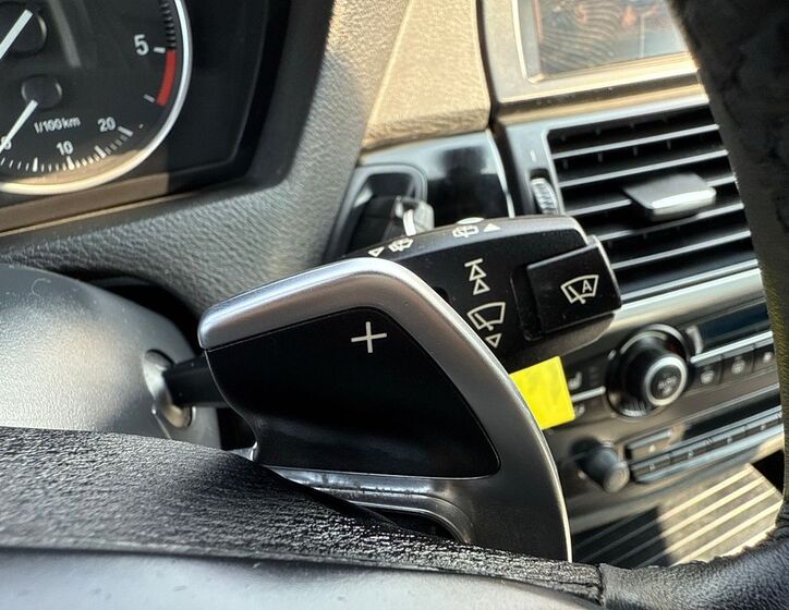 BMW X5 SUV 3,0 l 180 kw