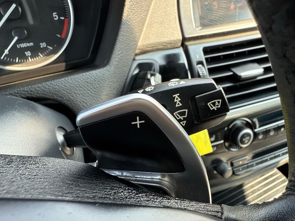 BMW X5 SUV 3,0 l 180 kw