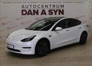 Tesla Model 3 Sedan / Limuzína 0,0 225 kw