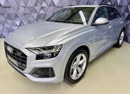 Audi Q8 1