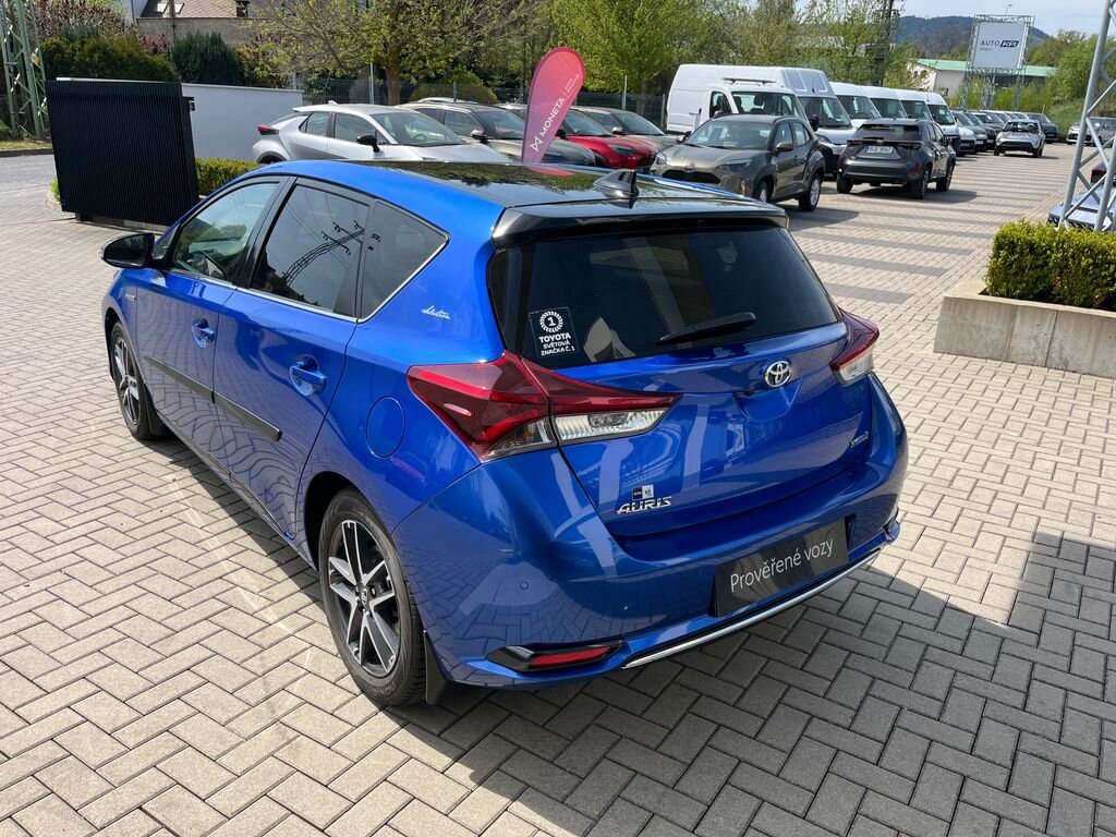 Toyota Auris Hatchback 1,8 l 73 kw
