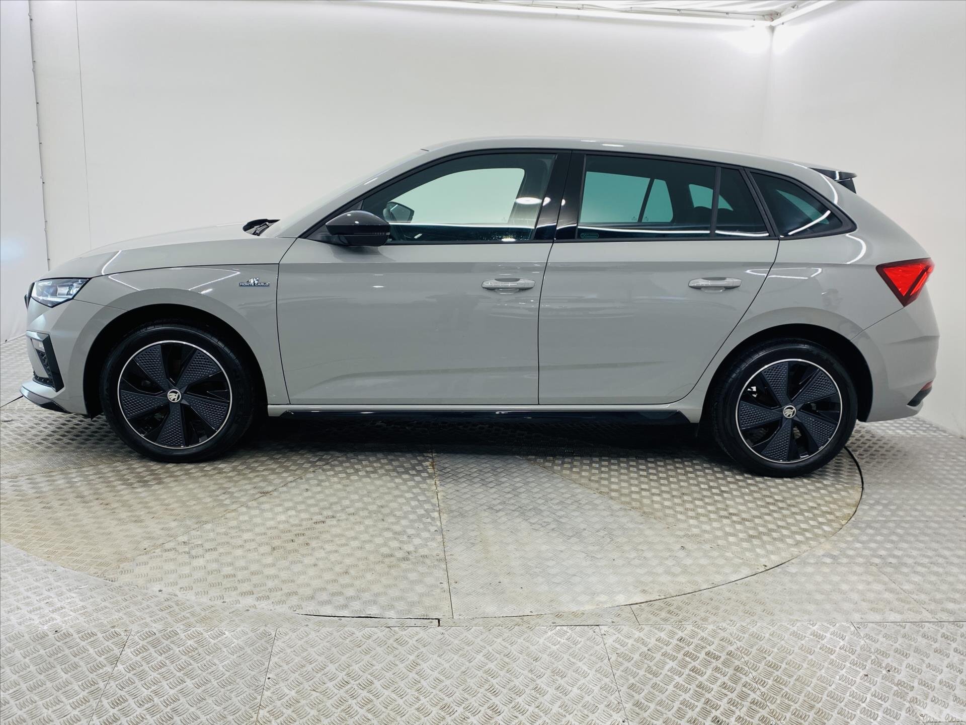 Škoda Scala Hatchback 999,0 85 kw