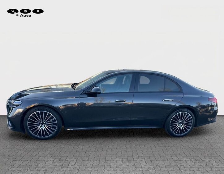 Mercedes-Benz Třídy E 2