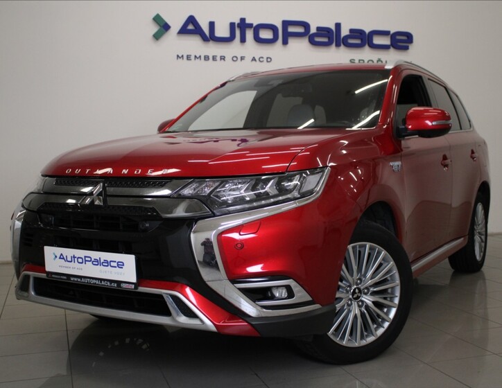 Mitsubishi Outlander 1