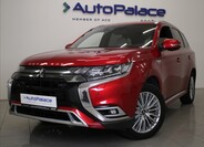 Mitsubishi Outlander 1