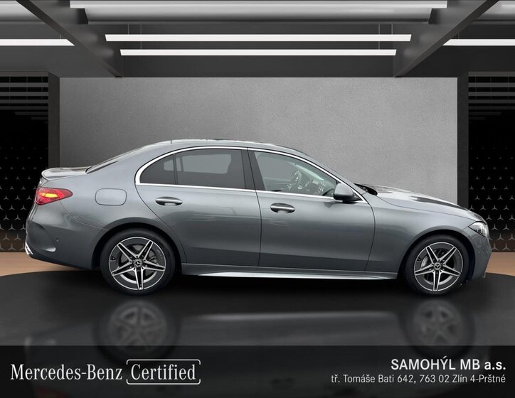 Mercedes-Benz Třídy C Sedan / Limuzína 2,0 l 145 kw