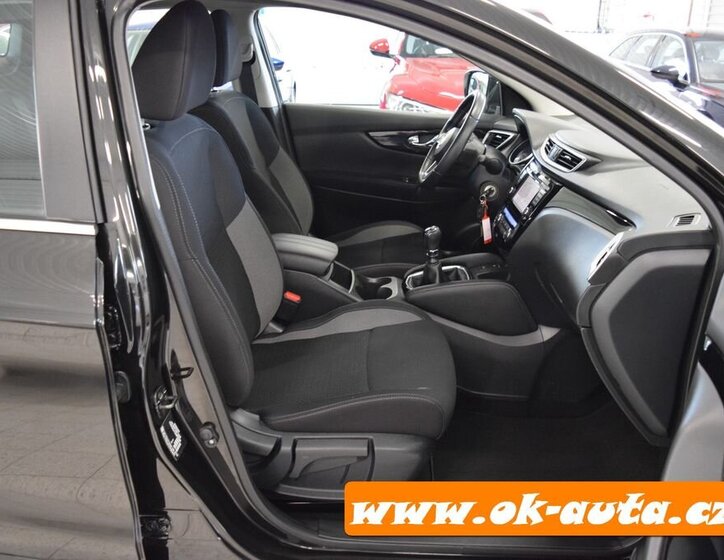 Nissan Qashqai SUV / Terénní 1,5 l 85 kw