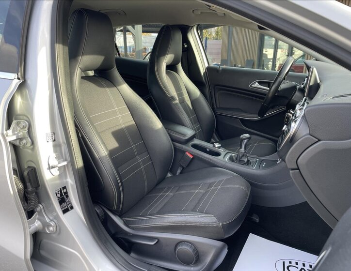 Mercedes-Benz GLA 22