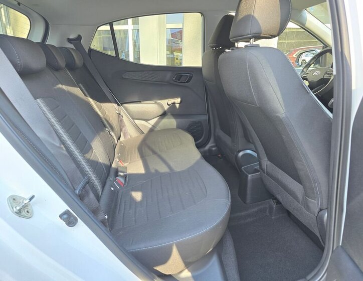 Hyundai i10 Hatchback 1,2 l 61 kw