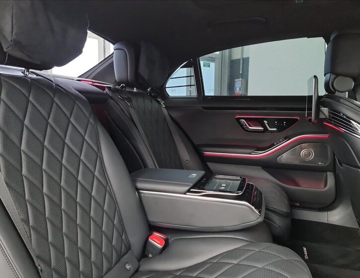 Mercedes-Benz Třídy S 16