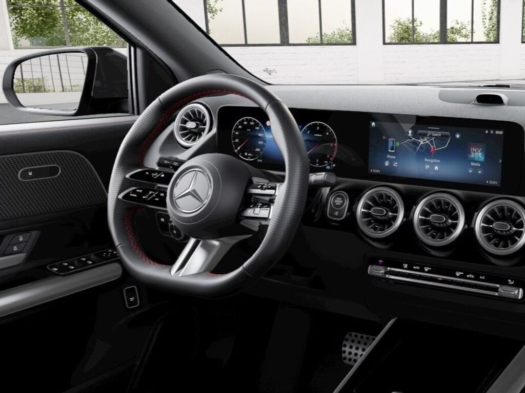 Mercedes-Benz GLA SUV / Terénní 2,0 l 85 kw