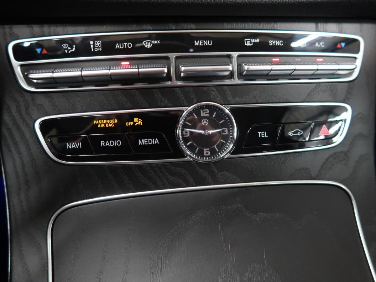 Mercedes-Benz Třídy E Kombi 2,0 l 135 kw