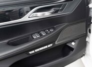 BMW Řada 7 Sedan 4,4 l 330 kw