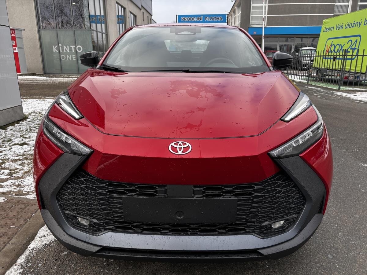 Toyota C-HR Hatchback 1,8 l 72 kw