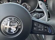 Alfa Romeo Stelvio 29