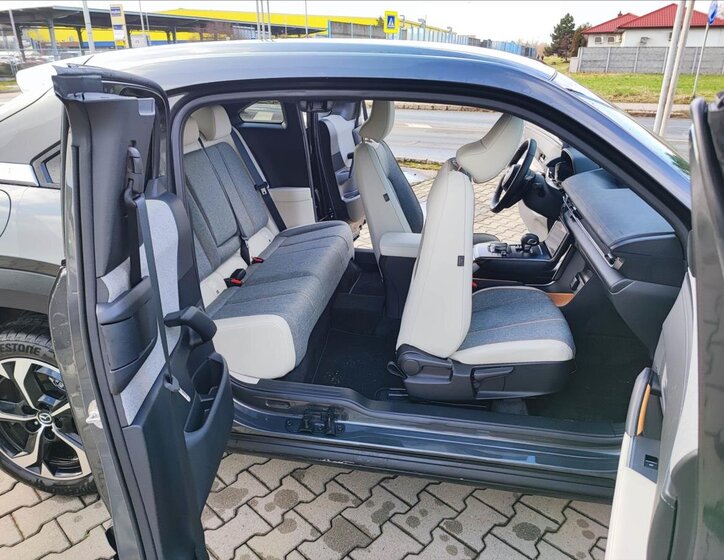 Mazda MX-30 SUV 830,0 125 kw