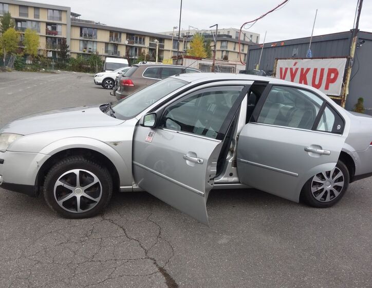 Ford Mondeo 12