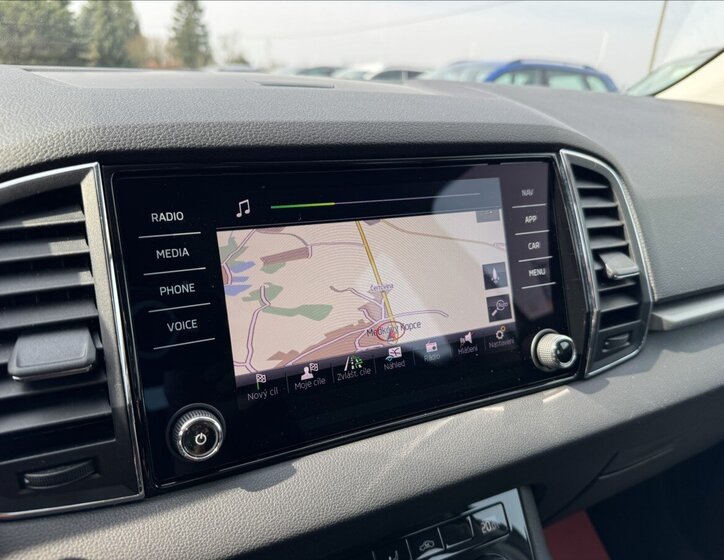 Škoda Karoq Kombi 1,6 l 85 kw