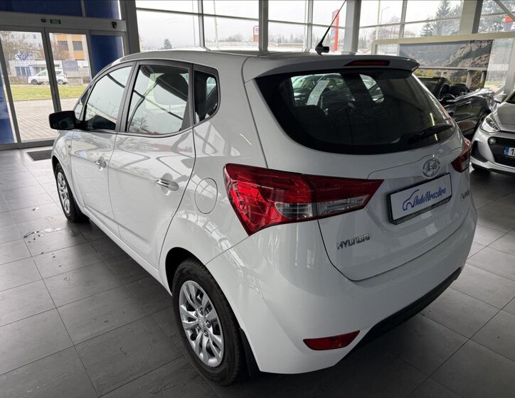 Hyundai ix20 4