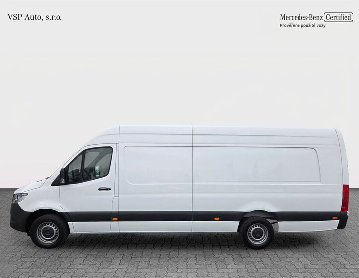 Mercedes-Benz Sprinter 2