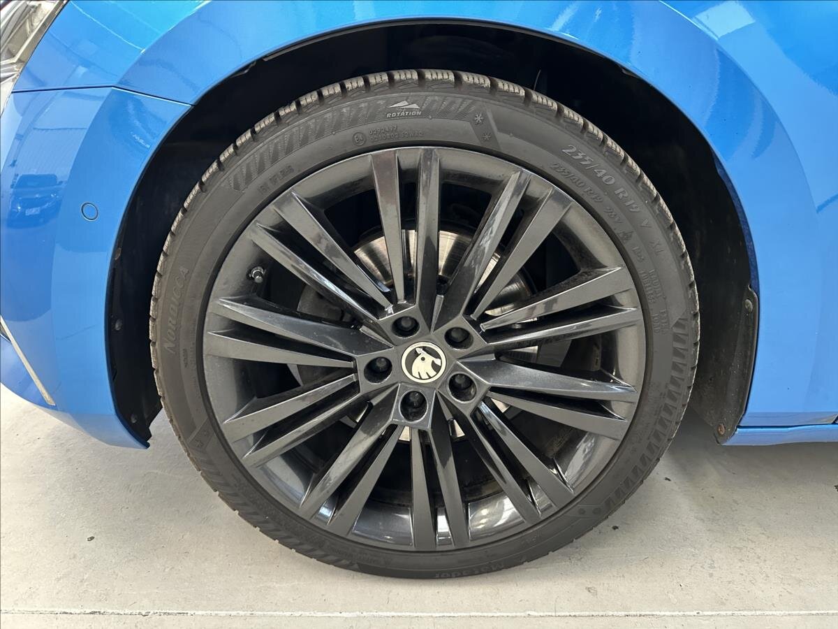 Škoda Superb Liftback 2,0 l 147 kw