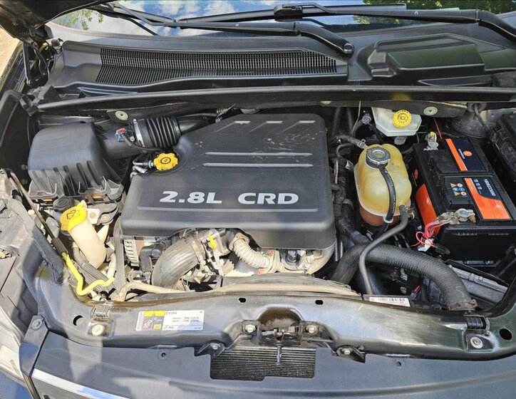 Lancia Voyager MPV 2,8 l 130 kw