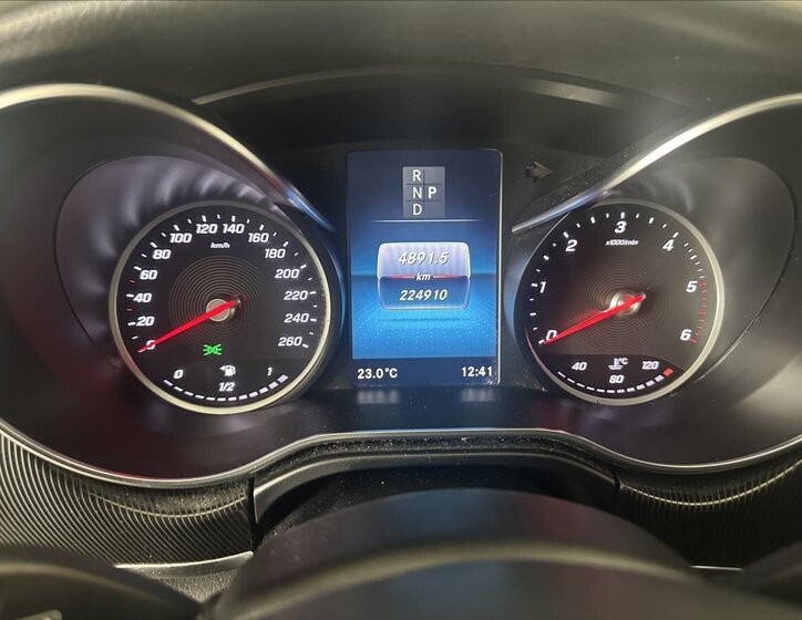 Mercedes-Benz Třídy V MPV 2,0 l 140 kw