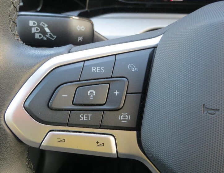 Volkswagen Golf Kombi 1,5 l 96 kw