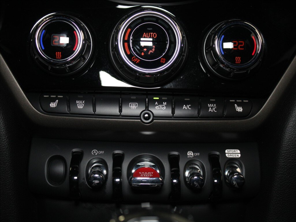 Mini Countryman SUV / Terénní 1,5 l 100 kw