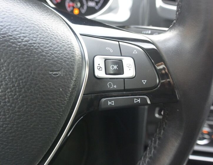 Volkswagen Golf Kombi 2,0 l 110 kw