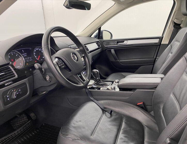 Volkswagen Touareg Kombi 3,0 l 193 kw