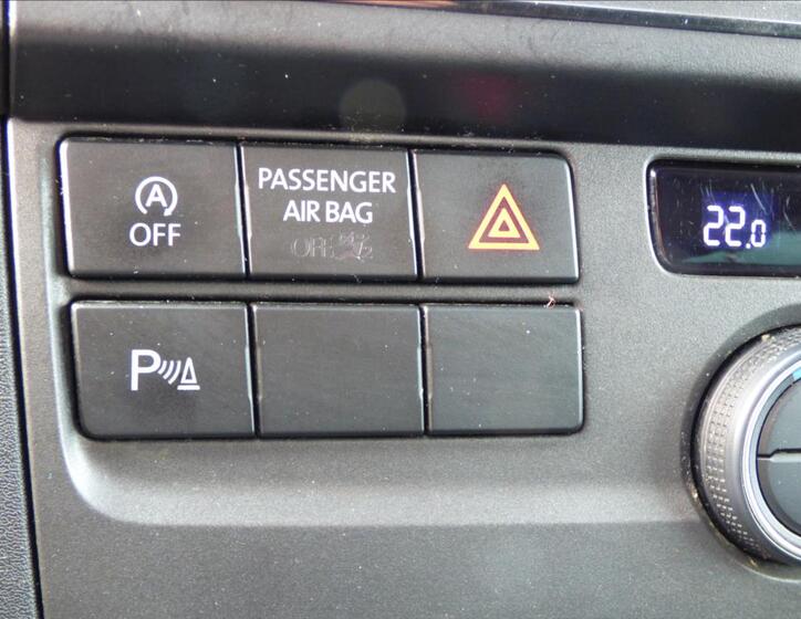 Volkswagen Caravelle 33