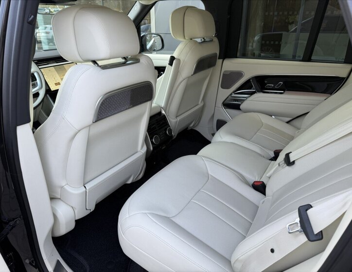 Land Rover Range Rover SUV / Terénní 4,4 l 390 kw