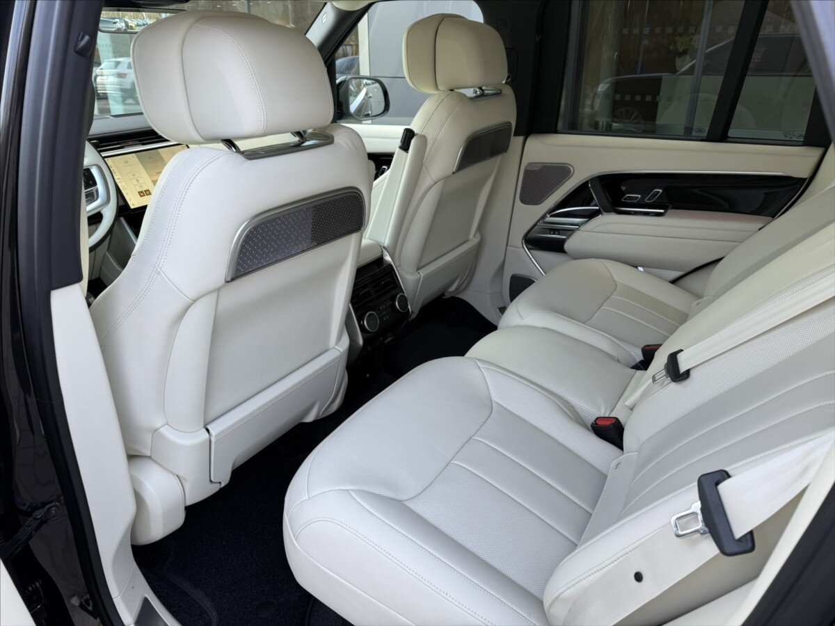 Land Rover Range Rover SUV / Terénní 4,4 l 390 kw