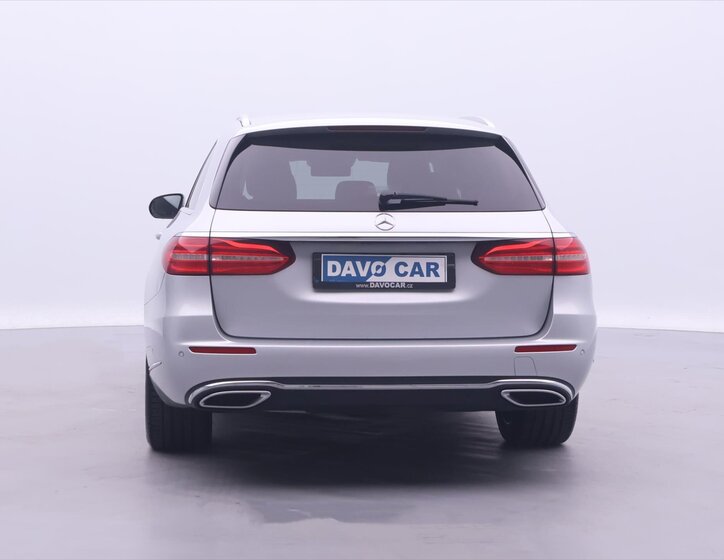 Mercedes-Benz Třídy E 6