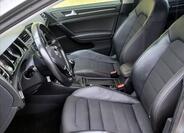 Volkswagen Golf 27